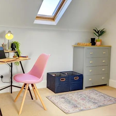 Regency Nest By Spa Town Property - Stylish 3 Bedroom Apartment On 2 Floors, Central Leamington Spa Exterior photo