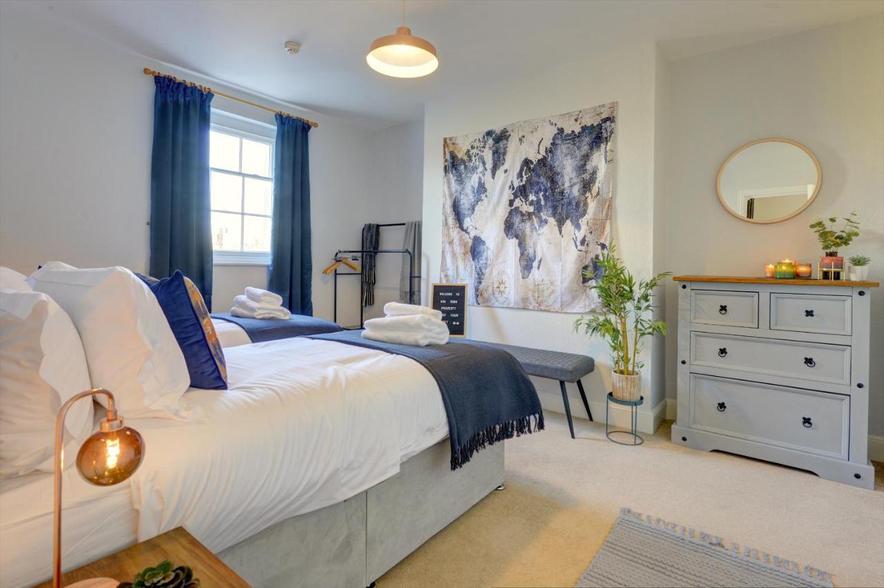 Apartment Regency Nest By Town - Stylish 3 Bedroom On 2 Floors,
