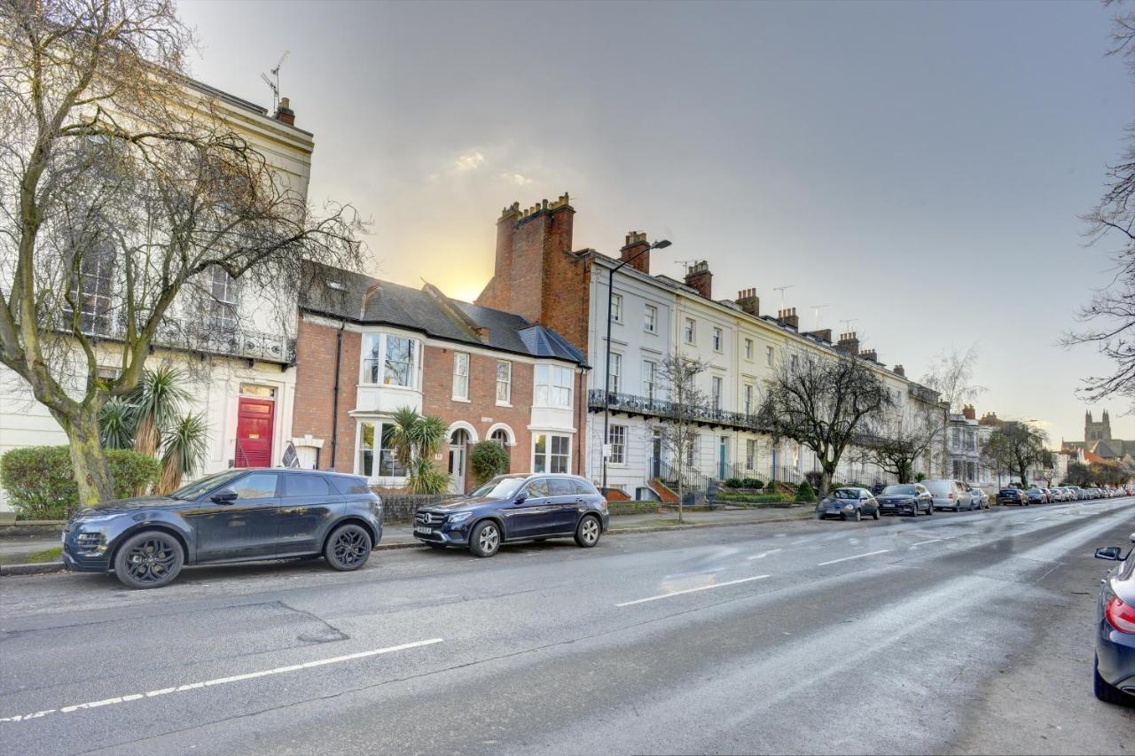 Apartment Regency Nest By Town - Stylish 3 Bedroom On 2 Floors, Leamington Spa