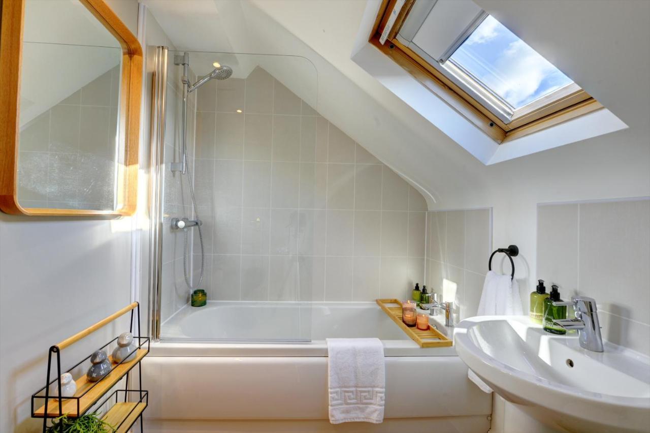 Regency Nest By Town - Stylish 3 Bedroom On 2 Floors, Apartment Leamington Spa